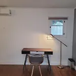 Spacious Studio In Hollywood!