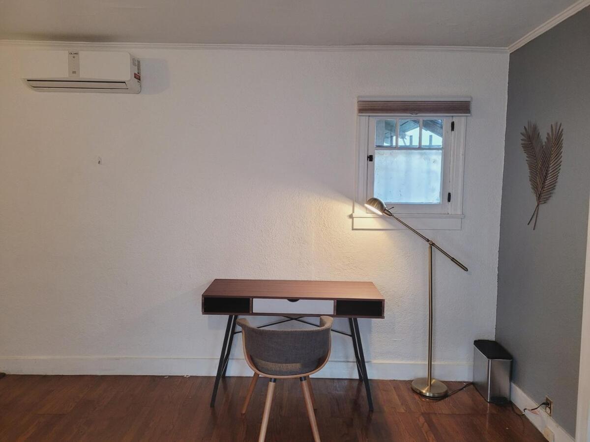 Spacious In Hollywood!